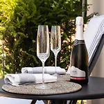 Διαμέρισμα Pinia Centre Modern With Shared Bathroom Λιουμπλιάνα