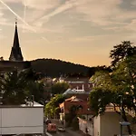 Διαμέρισμα Pinia Centre Modern With Shared Bathroom