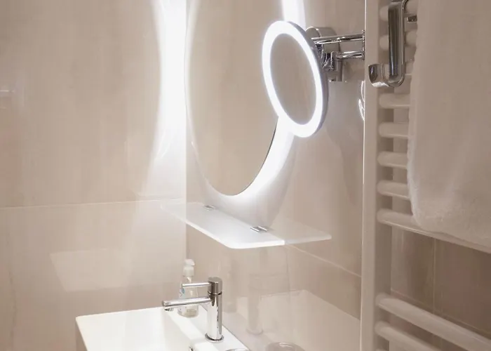 Pinia Centre Modern *