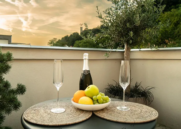 Pinia Centre Modern Apartman Ljubljana